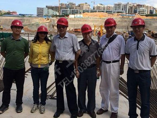 拜訪用戶(hù)工地