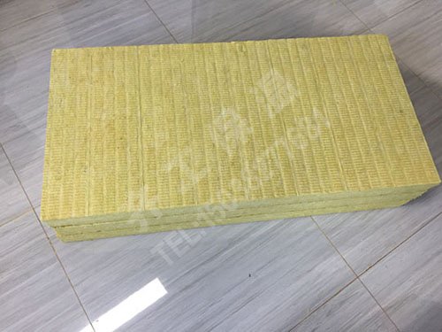 巖棉根據(jù)原材料的不同，有巖棉和礦渣棉的區(qū)別