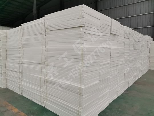 水泥發(fā)泡保溫板具有好多優(yōu)秀的功能